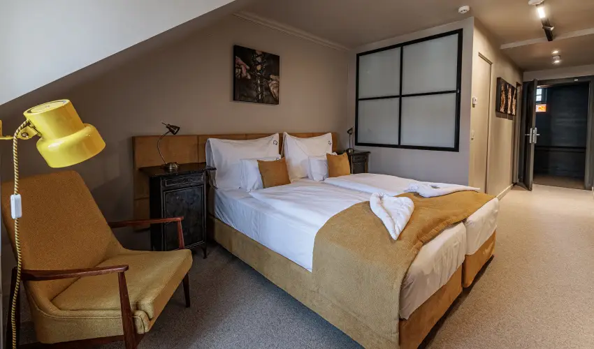 Barka Galria Hotel s tterem Tllya - Pnksd