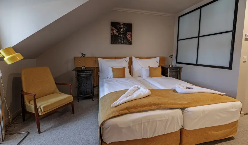 Barka Galria Hotel s tterem Tllya - Pnksd