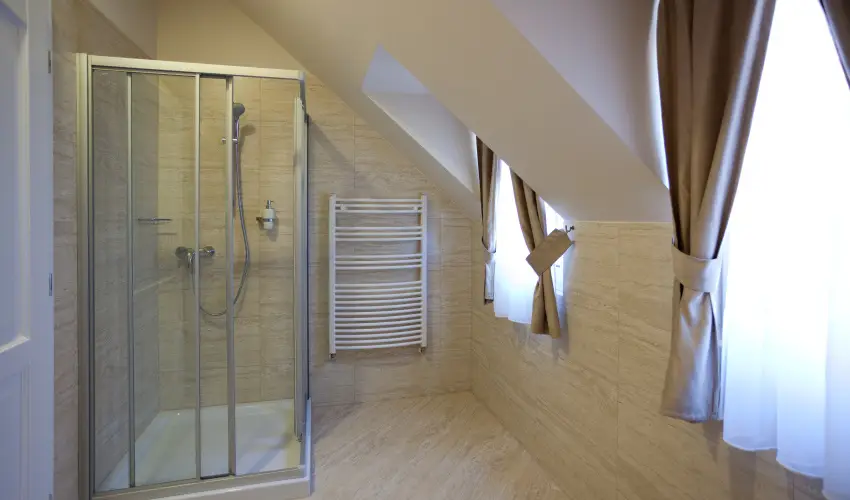 Barokk Hotel Promend Gyr - Pnksd 