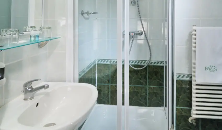 Baross City Hotel Budapest - Pnksd - teljes elrefizetssel