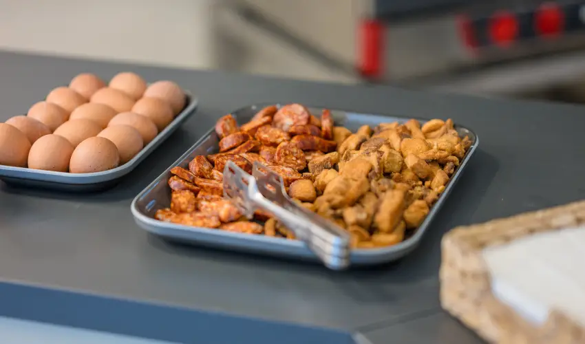 Baross City Hotel Budapest - Pnksd - teljes elrefizetssel