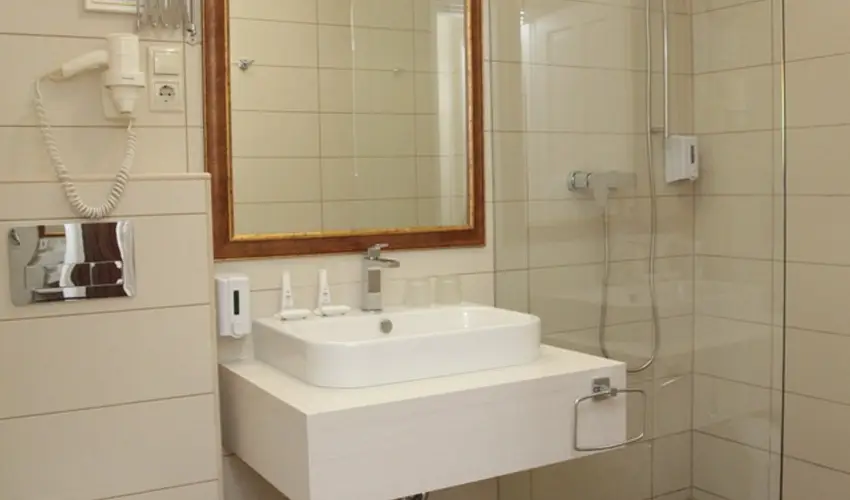 Batthyny Kastlyszll Zalacsny - Pnksd (min. 2 j)