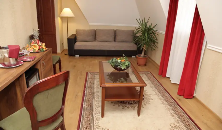 Batthyny Kastlyszll Zalacsny - Pnksd (min. 2 j)