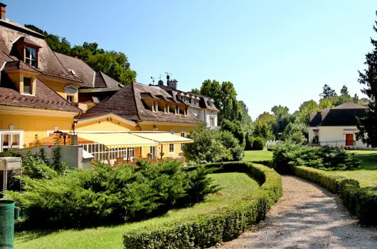 Batthy�ny Kast�lysz�ll� - P�nk�sd (min. 3 �j)