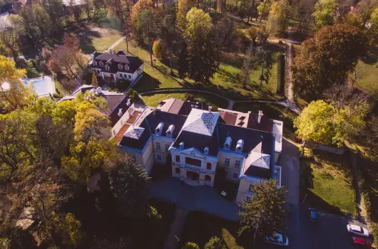 Batthy�ny Kast�lysz�ll� - P�nk�sd