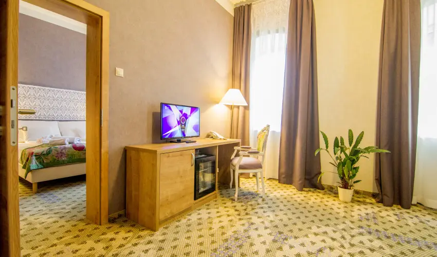 Batthyny Kria Zalacsny - Pnksd (min. 3 j)