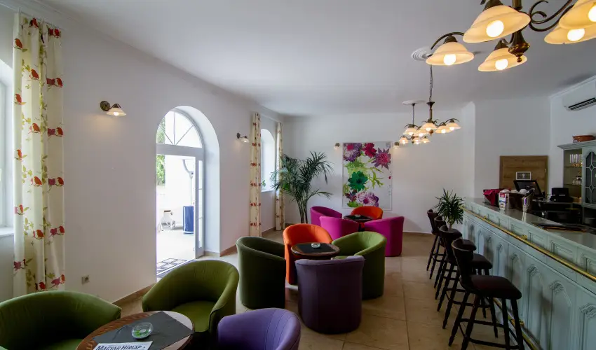 Batthyny Kria Zalacsny - Pnksd (min. 3 j)