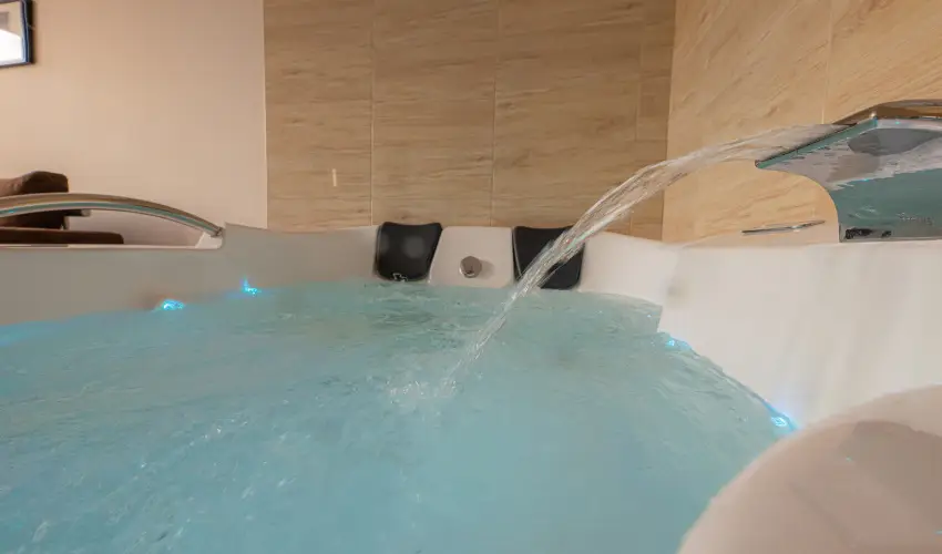 Bazilika alatti Panzi Esztergom - Pnksd 