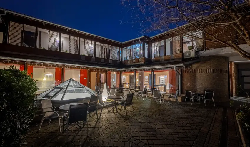 Bazilika alatti Panzi Esztergom - Pnksd 