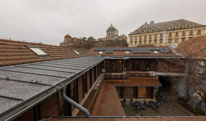 Bazilika alatti Panzi Esztergom - Pnksd 