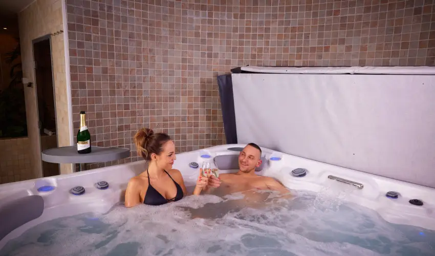 Bazilika alatti Panzi Esztergom - Pnksd 