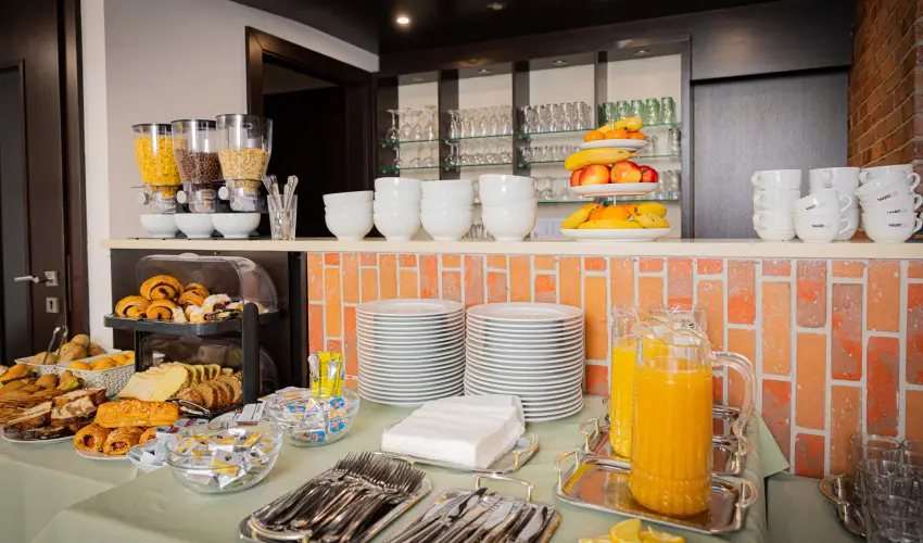 Bazilika alatti Panzi Esztergom - Pnksd 