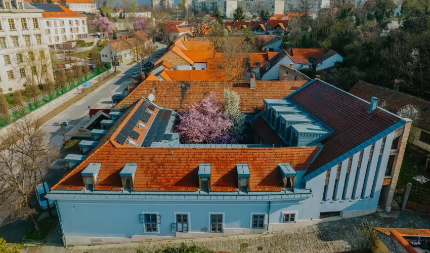 Bazilika alatti Panzi Esztergom - Pnksd 