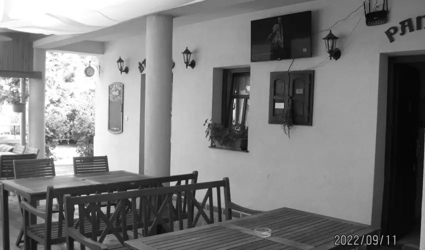 B�nyei Fogad� �s �tterem Erd�b�nye - P�nk�sd 