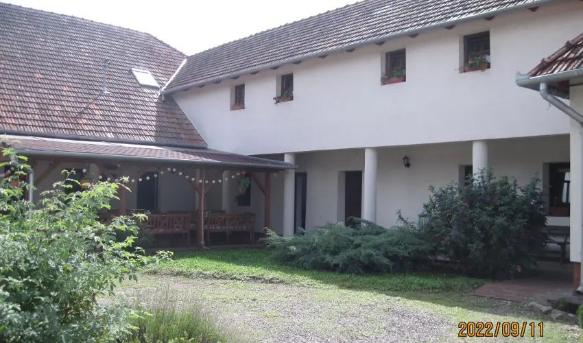 Bnyei Fogad s tterem Erdbnye - Pnksd 