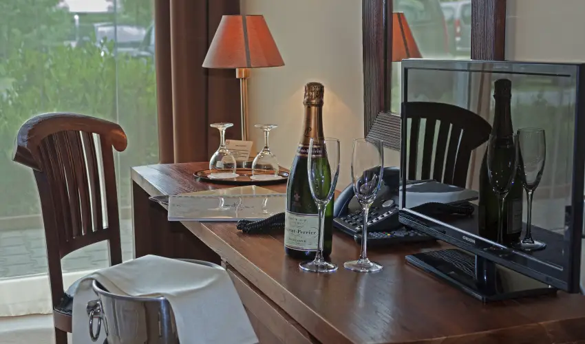 Szpia Bio & Art Hotel Zsmbk - Pnksd - teljes elrefizetssel (min. 2 j)