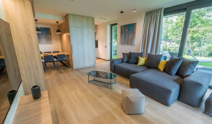 BJ81 Suite Hotel Sifok - Pnksd (min. 3 j)