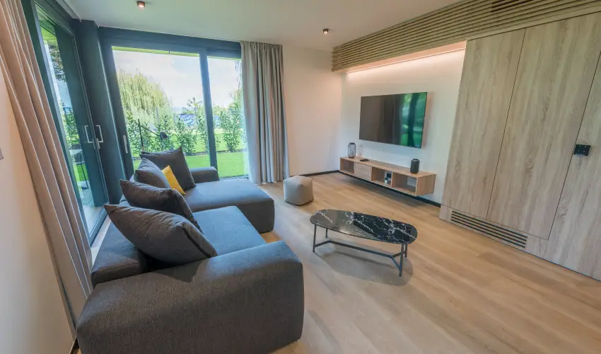 BJ81 Suite Hotel Sifok - Pnksd (min. 3 j)