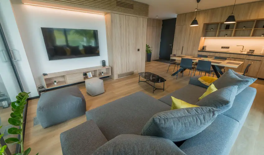 BJ81 Suite Hotel Sifok - Pnksd (min. 3 j)