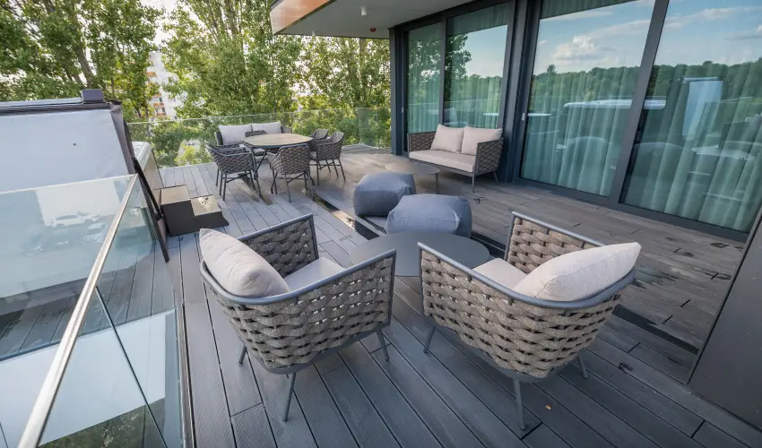 BJ81 Suite Hotel Sifok - Pnksd (min. 3 j)