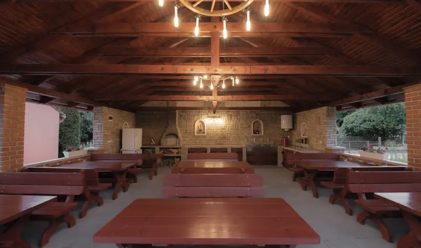 Boglrka Panzi-tterem  Mezkvesd - Pnksd (min. 2 j)