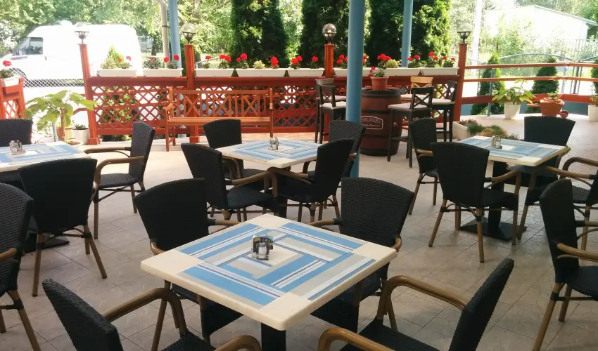 Boglrka Panzi-tterem  Mezkvesd - Pnksd (min. 2 j)