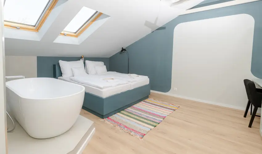 Bohm Borklub Tllya - Pnksd