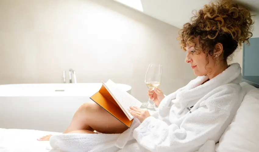 Bohm Borklub Tllya - Pnksd