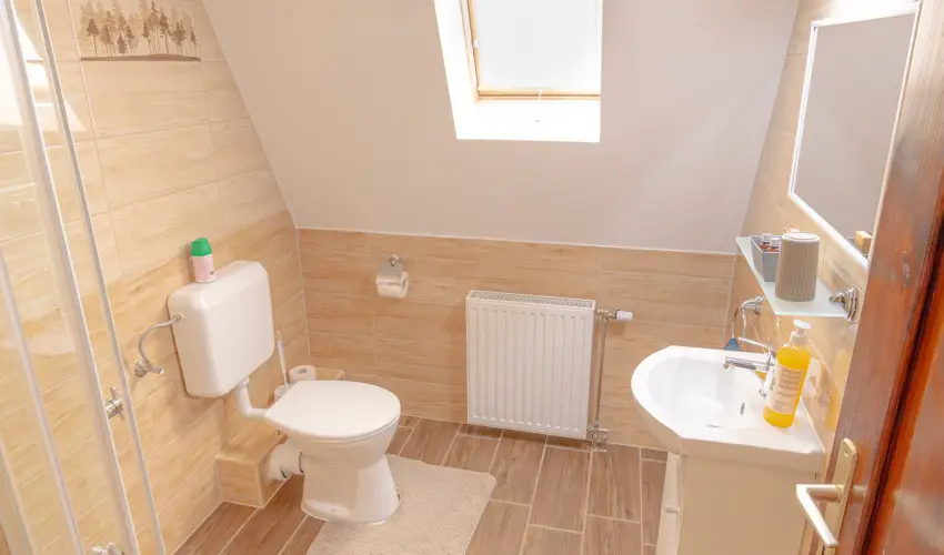 Borb�la Vend�gh�z Gyenesdi�s - P�nk�sd (min. 2 �j)