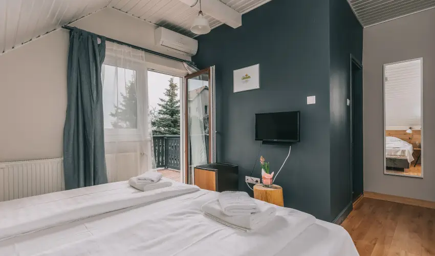 Borbartok Panzi Badacsonytomaj - Pnksd (min. 2 j)