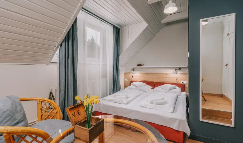 Borbartok Panzi Badacsonytomaj - Pnksd (min. 2 j)