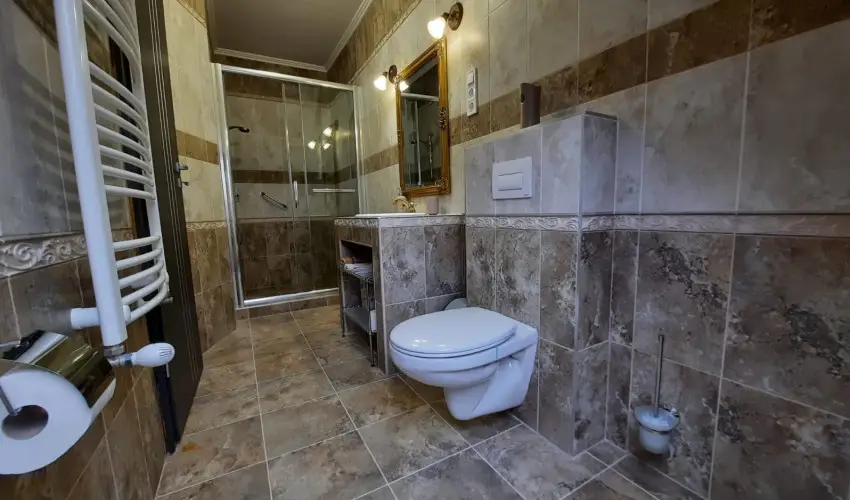 Borostyn Szllshely Debrecen - Pnksd (min. 2 j)