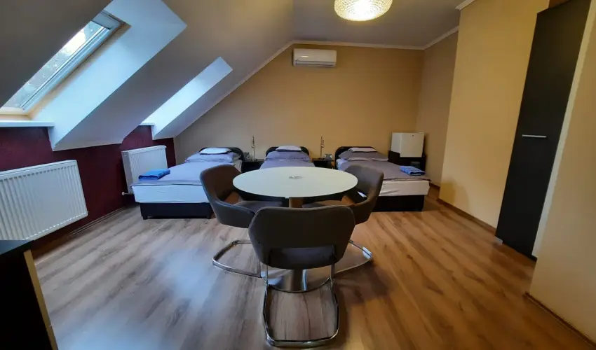 Borostyn Szllshely Debrecen - Pnksd (min. 2 j)