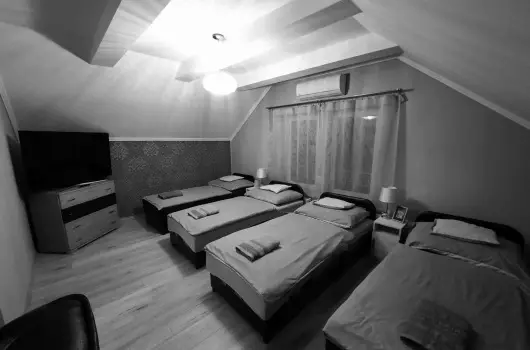 Borostyn Szllshely - Pnksd (min. 2 j)