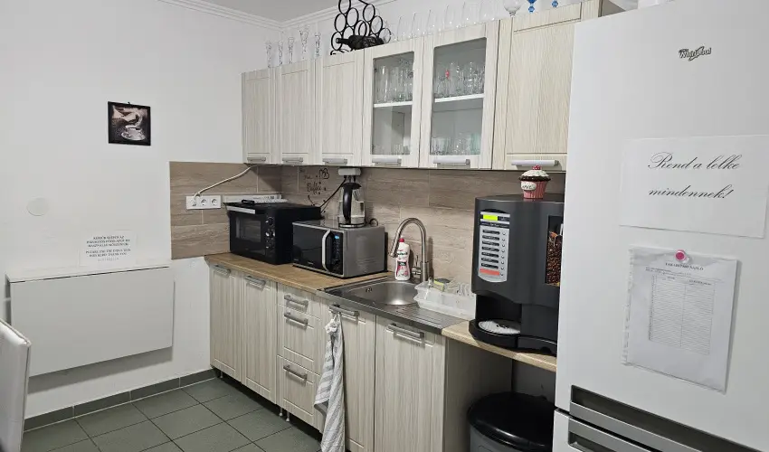 Borostyn Szllshely Debrecen - Pnksd (min. 2 j)