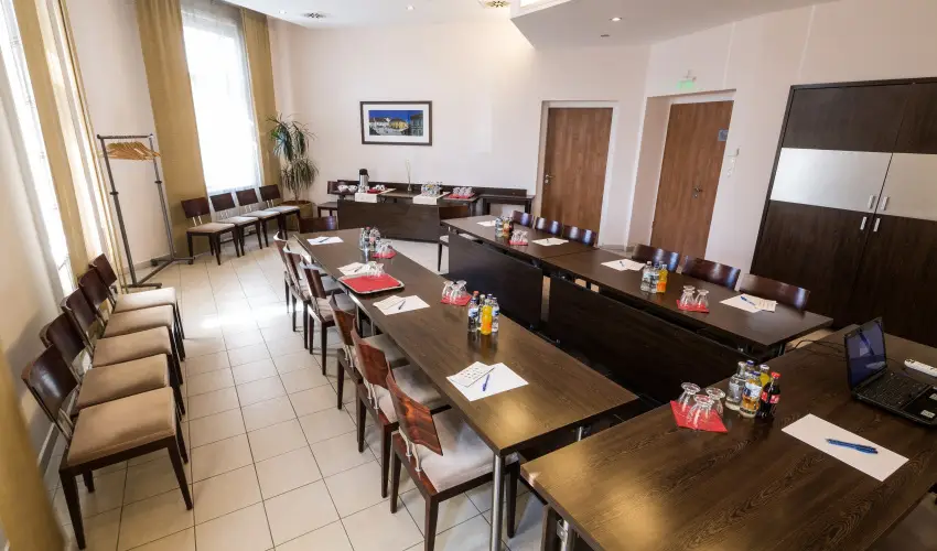 Boutique Hotel Sopianae Pcs - Pnksd 