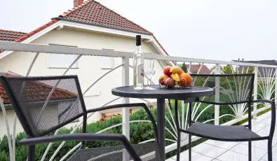 Brigitte Apartman Bk, Bkfrd