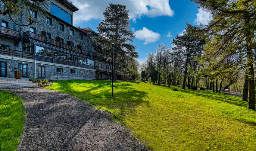 Cardoner Hotel Pilisszentkereszt - Pnksd