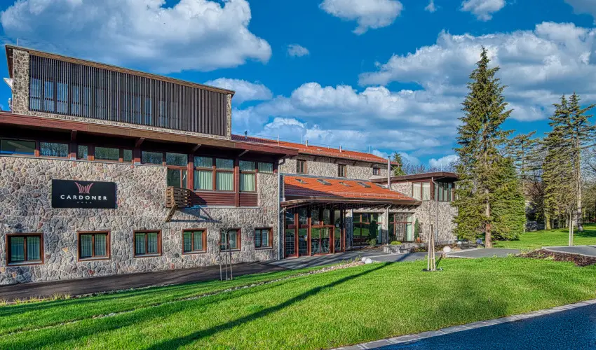 Cardoner Hotel Pilisszentkereszt - Pnksd