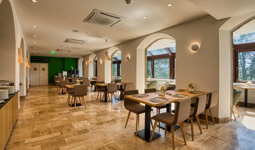 Cardoner Hotel Pilisszentkereszt - Pnksd