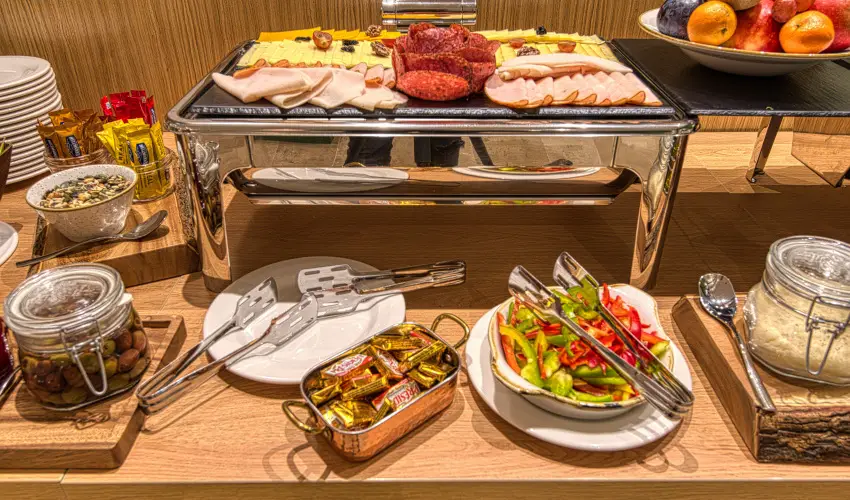 Cardoner Hotel Pilisszentkereszt - Pnksd