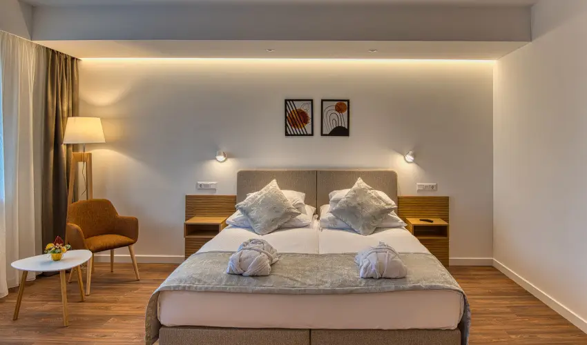 Cardoner Hotel Pilisszentkereszt - Pnksd