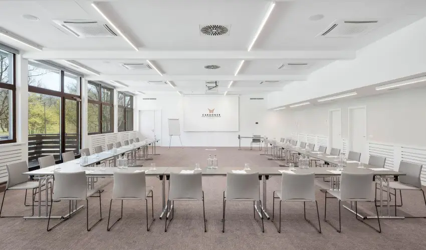 Cardoner Hotel Pilisszentkereszt - Pnksd