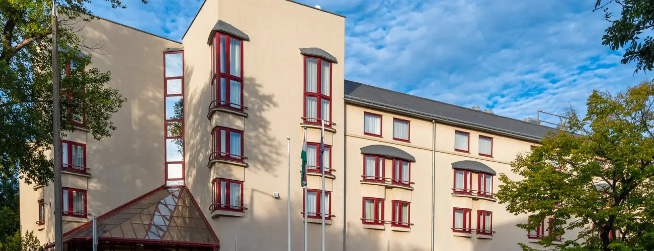 Castrum Hotel Szkesfehrvr - Pnksd (min. 2 j)