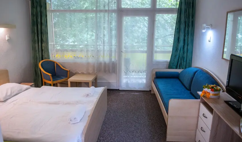 CE Napfny Hotel  Sifok - Pnksd