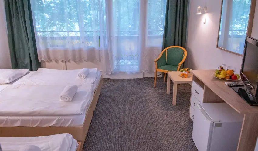 CE Napfny Hotel  Sifok - Pnksd