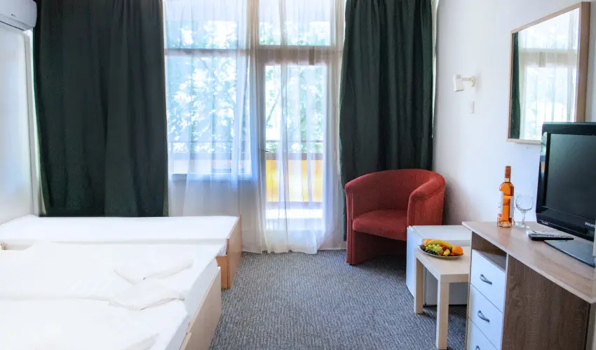 CE Napfny Hotel  Sifok - Pnksd