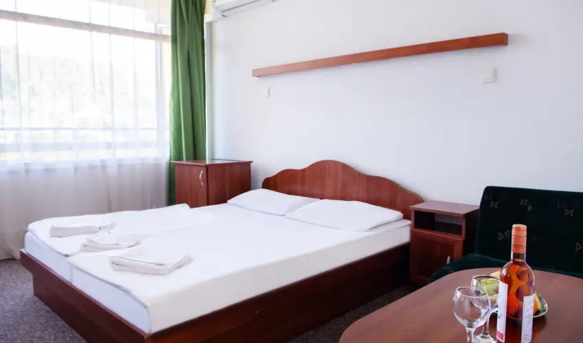 CE Napfny Hotel  Sifok - Pnksd