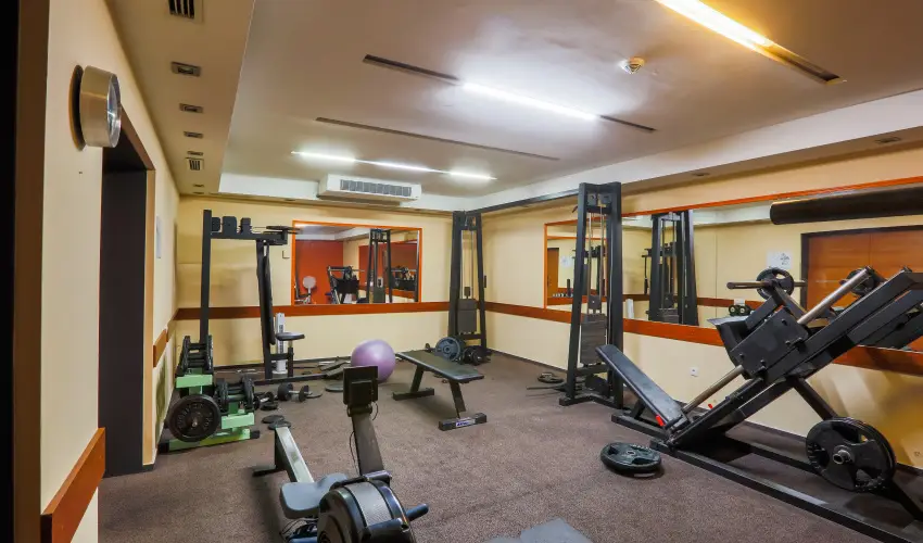 CE Plaza Hotel Si�fok - P�nk�sdi hossz� h�tv�ge Dollyval (min. 3 �j)