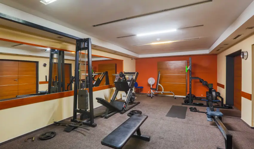 CE Plaza Hotel Si�fok - P�nk�sdi hossz� h�tv�ge Dollyval (min. 3 �j)